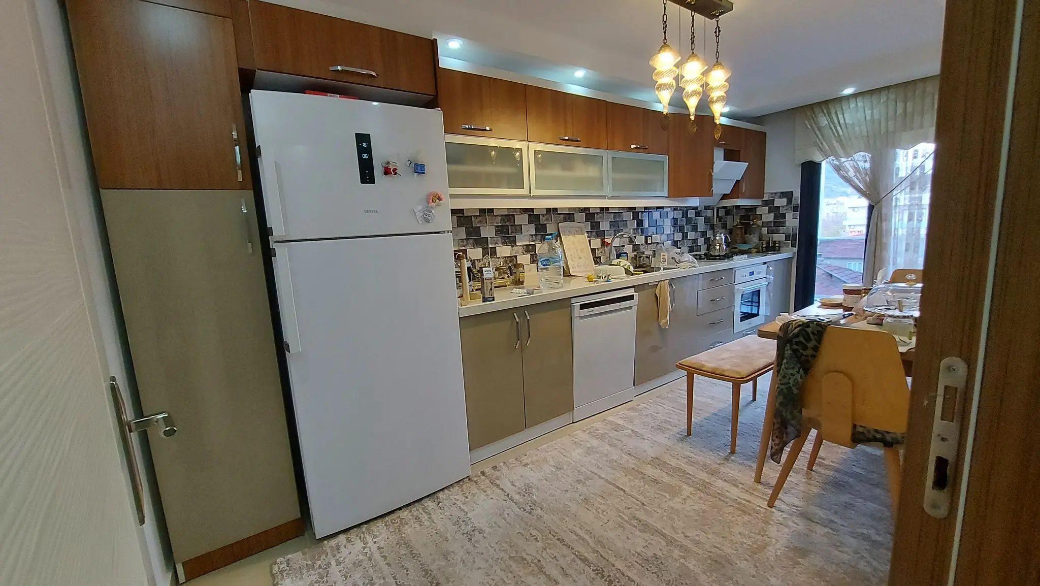-MANİSA YUNUSEMRE İLÇESİ 🏡TEFİKİYE MAHALL🏡ESİ ✅4+1 270 M2 5 KATLININ 5 KATI DUBLEX